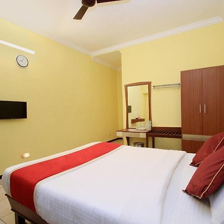 Hotel Kudla Rasaprakash Mangalore Exteriör bild